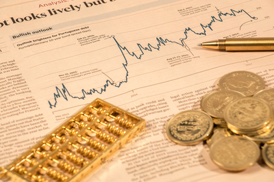 62歲阿姨跨洋熬夜搶購投資管理產品引發的思考